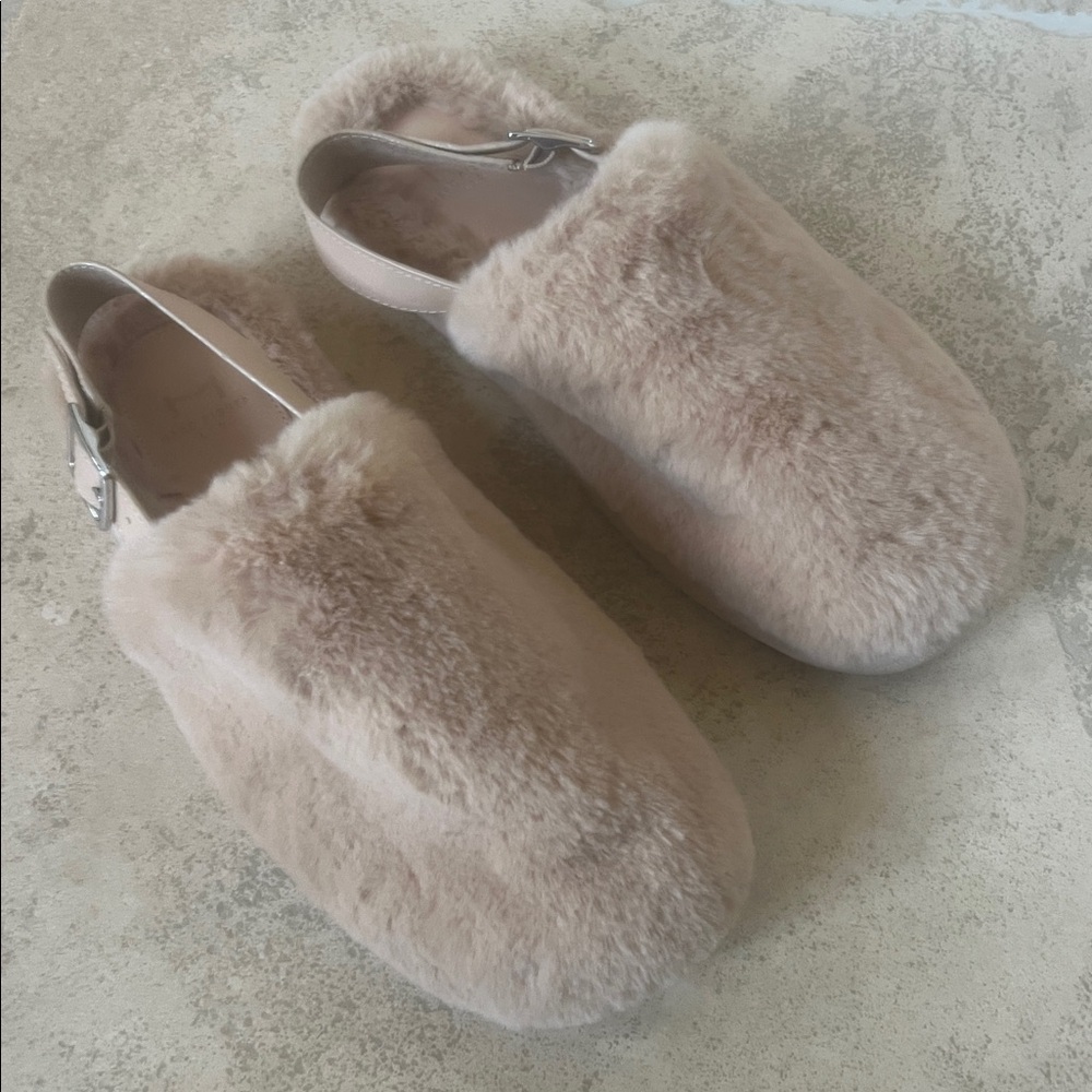 Marc Fisher Zister Tan Cozy Fuzzy Slipper Women's Size 9